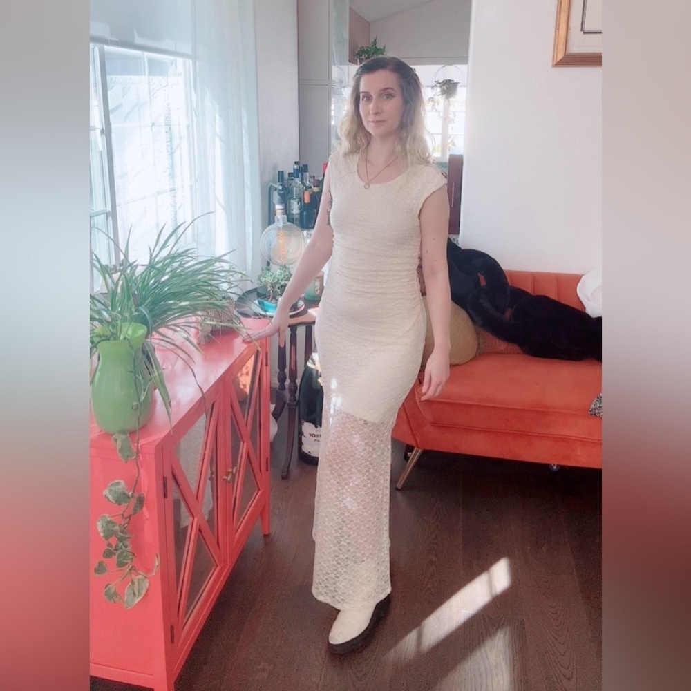 Elegant Cream Lace Dress
